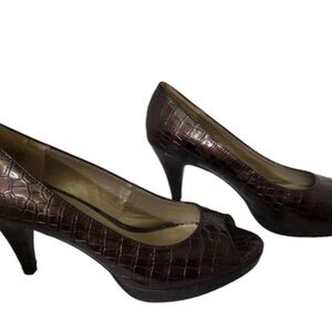 Bandolino Womans Somylah Animal Print Copper‎ Faux Leather Shoes Size 10